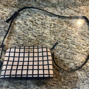 Stylish Black and White ♠️Kate Spade♠️ Crossbody Bag